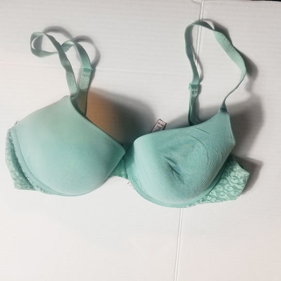 VICTORIAS SECRET WOMEN'S BRA SIZE 38C - Picture 6 of 16